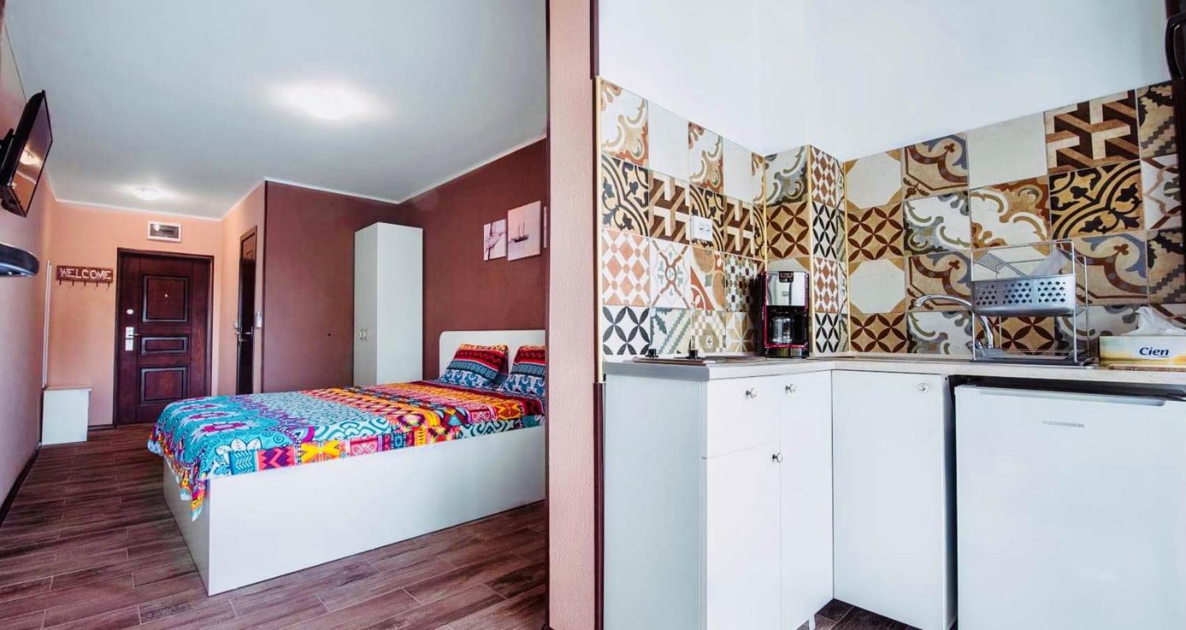 Garsonierele Alexandru Apartment Saturn Exterior foto